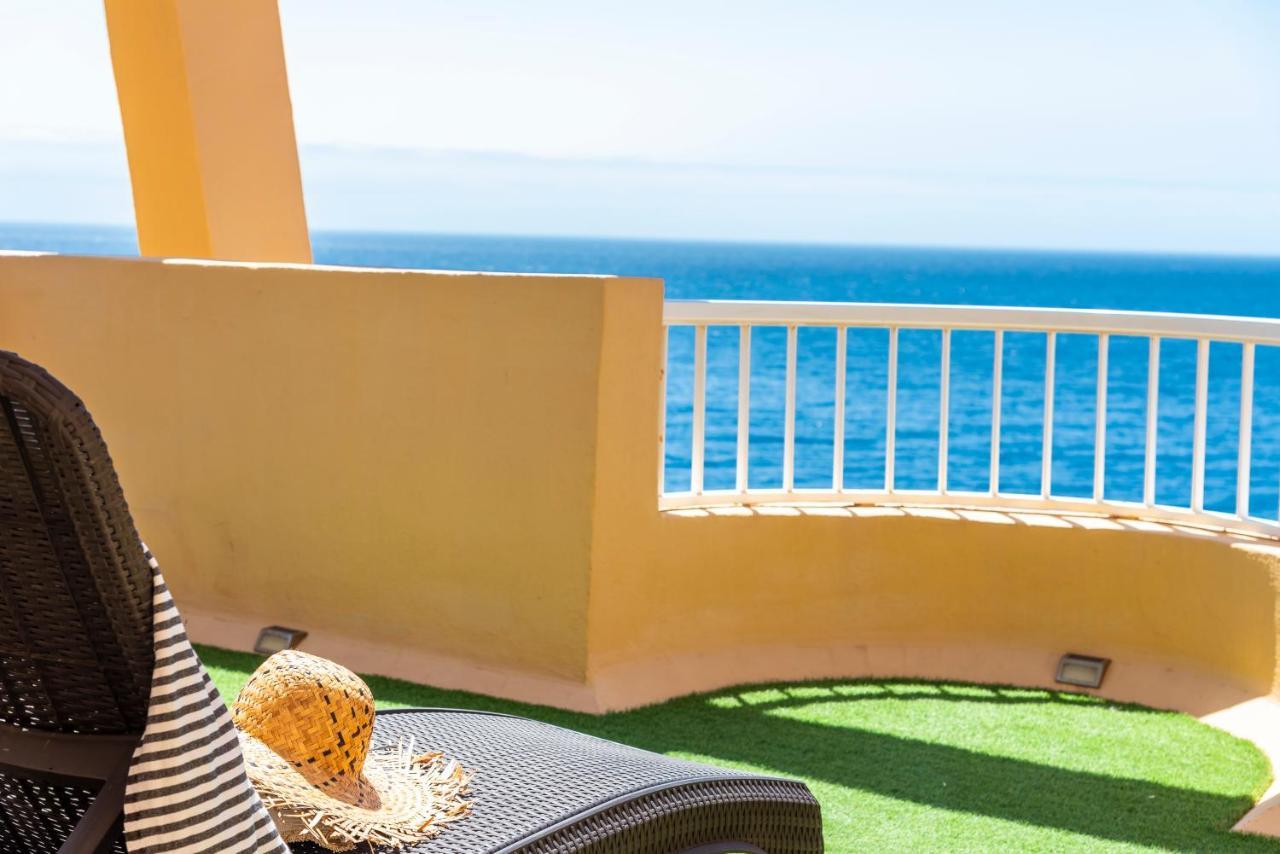Beachfront Triplex With Swimming Pool & Parking Radazul Exterior photo