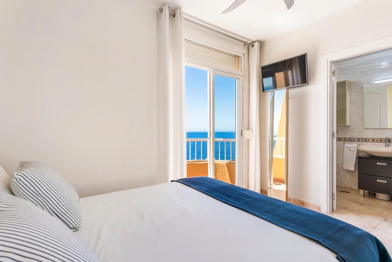 Beachfront Triplex With Swimming Pool & Parking Radazul Exterior photo